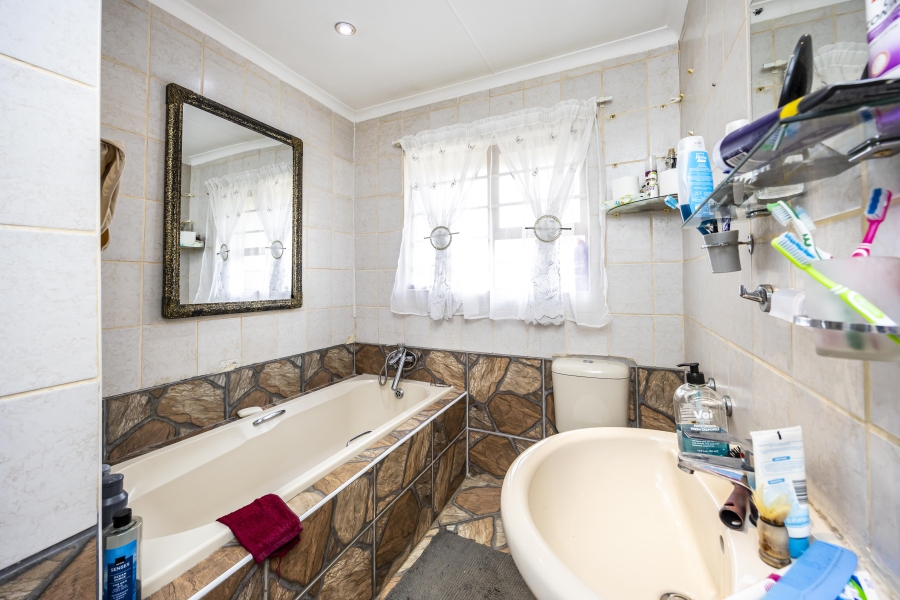 9 Bedroom Property for Sale in Rosedale Park Eastern Cape